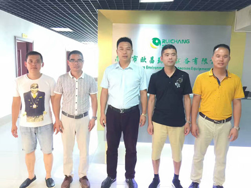 驅車千里，只為探望華南工業(yè)節(jié)能風扇一線服務團隊